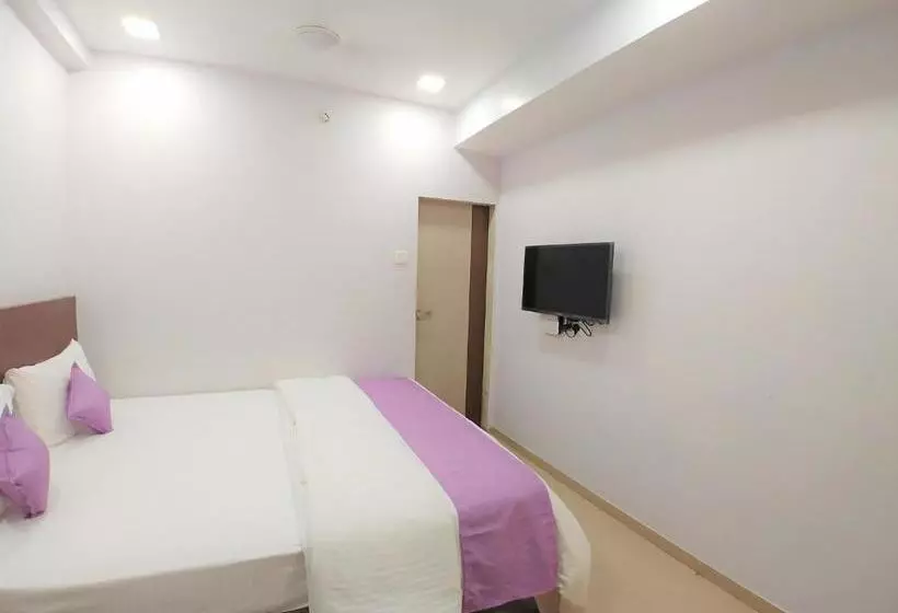 Hotelli Matruchhaya   Near Lonavala Market Railway And Bus Station