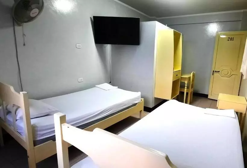 پانسیون Hostal Las Palmeras