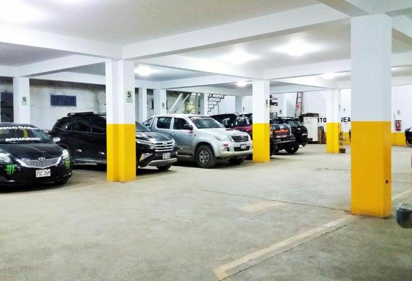 פנסיון Hostal Las Palmeras