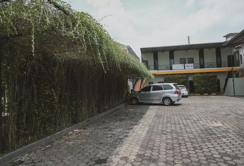 پانسیون Reddoorz Syariah Near Kantor Walikota Jambi