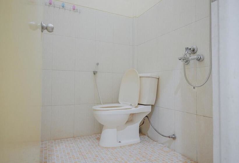 펜션 Reddoorz Syariah Near Kantor Walikota Jambi