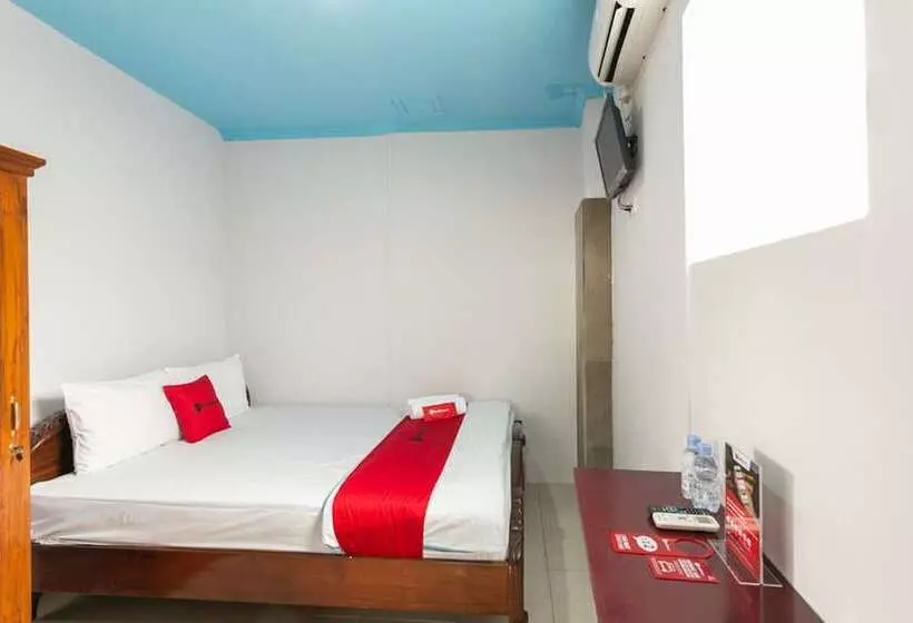 ペンション Reddoorz Syariah Near Stadion Manahan Solo 2