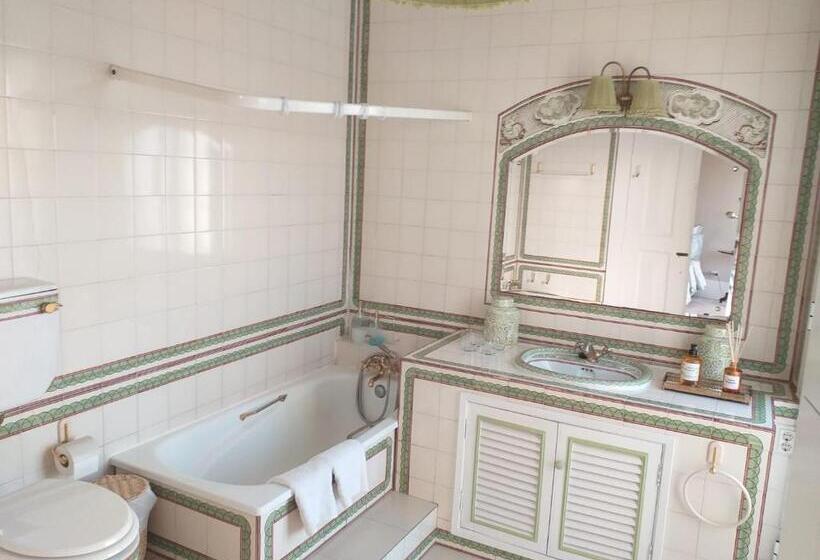 فندق صغير Menina Da Ria Guest House