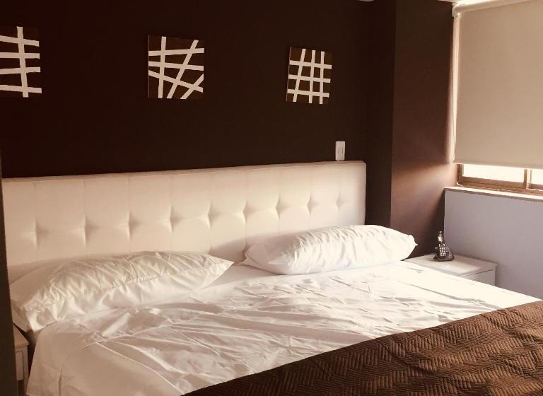 Отель Garden City Boutique