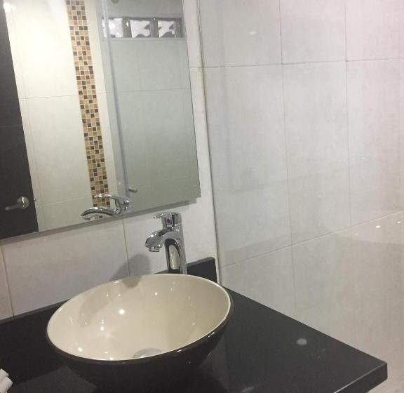 Отель Garden City Boutique