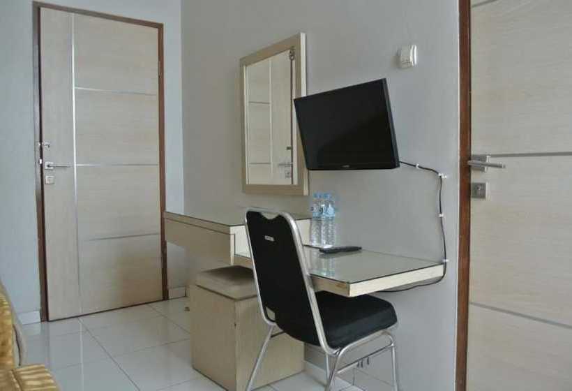 Отель Grand Tulip