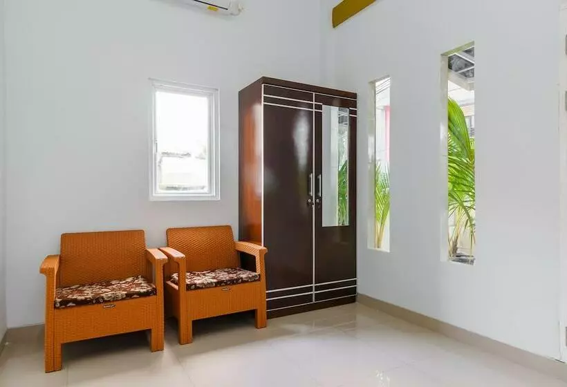 ペンション Reddoorz Syariah Near Simpang Sekip Palembang