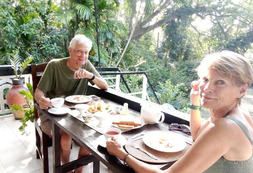 Общежитие Green Turf