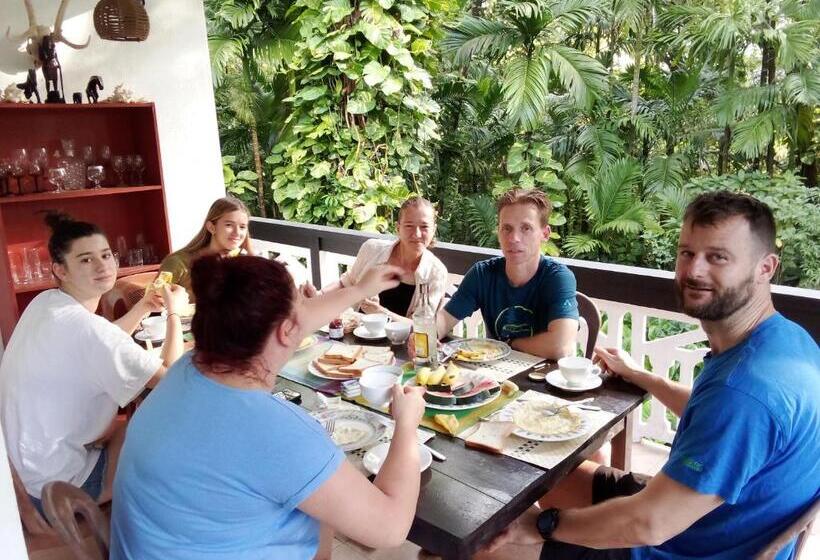 Общежитие Green Turf