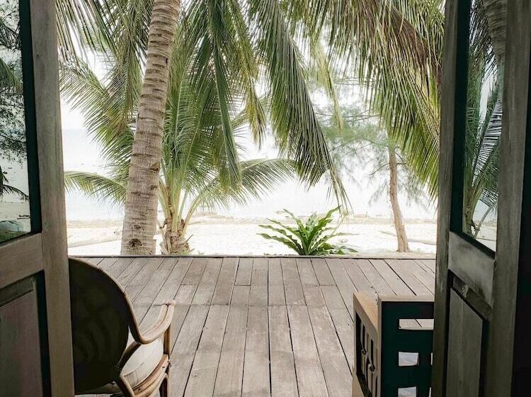 Bayu Lestari Island Resort