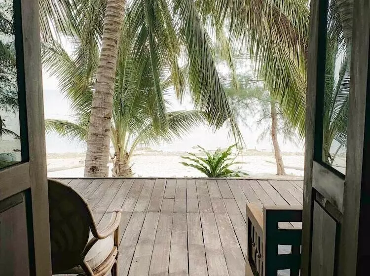 Bayu Lestari Island Resort