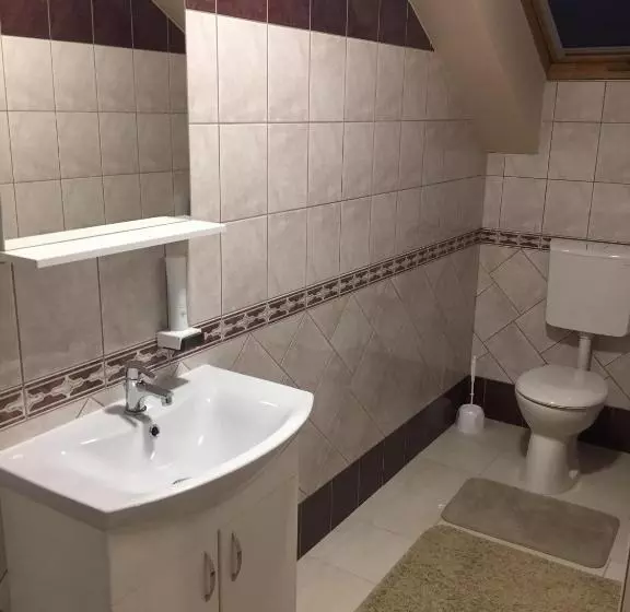 ベッドアンドブレックファースト Mokka Panzió