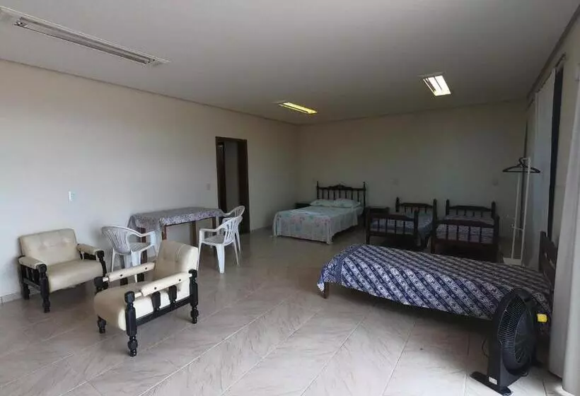 Aamiaismajoitus (B&B) Suíte Na Canastra