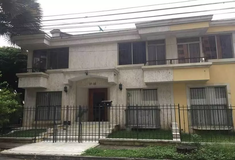 Casa Castillo Cali