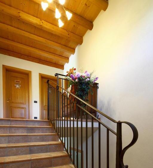 בית מלון כפרי Agriturismo Moro Barel