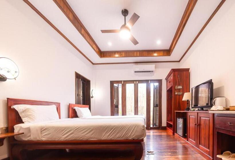 هتل Wisdom Mystery