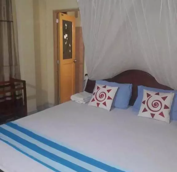 Majatalo New Sea Lion Guest House