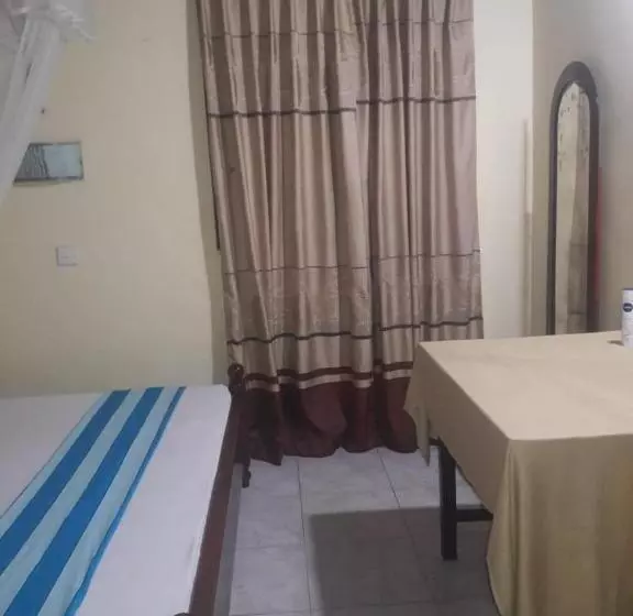 Majatalo New Sea Lion Guest House