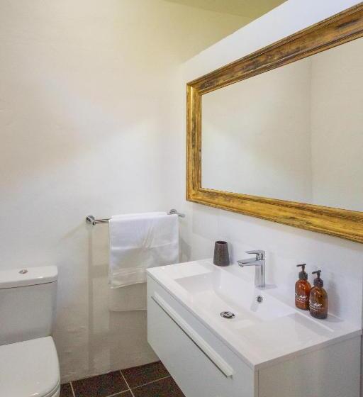 ペンション The Barn On 62   Cottages