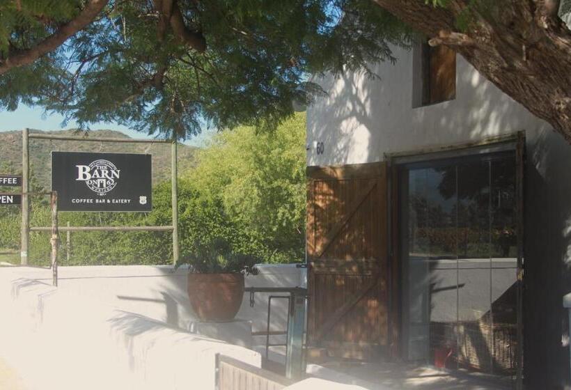 ペンション The Barn On 62   Cottages