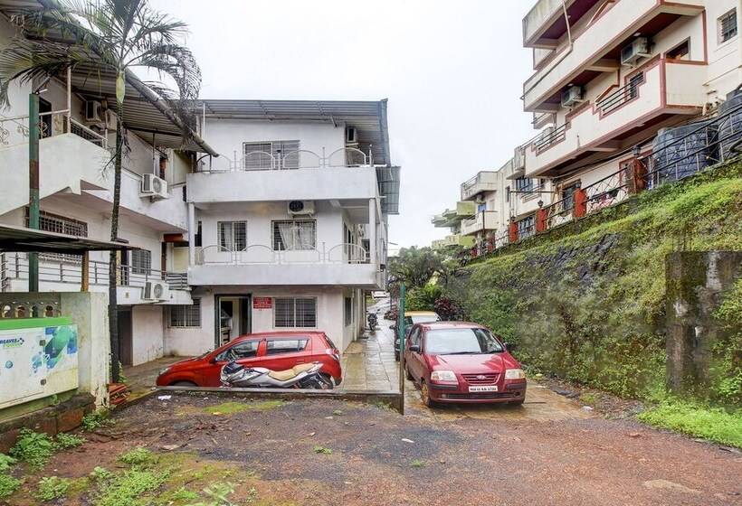 Treebo Trip Hotel Guru Krupa