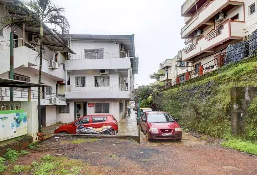 Treebo Trip Hotel Guru Krupa