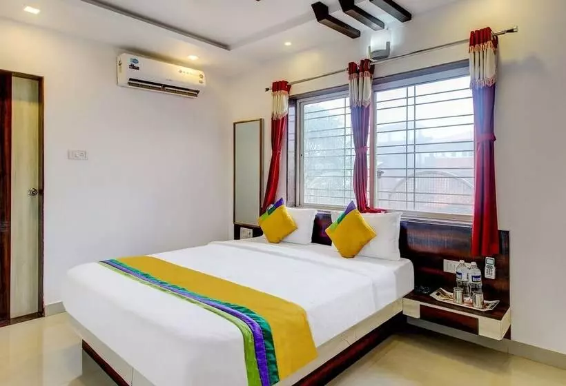 Treebo Trip Hotel Guru Krupa