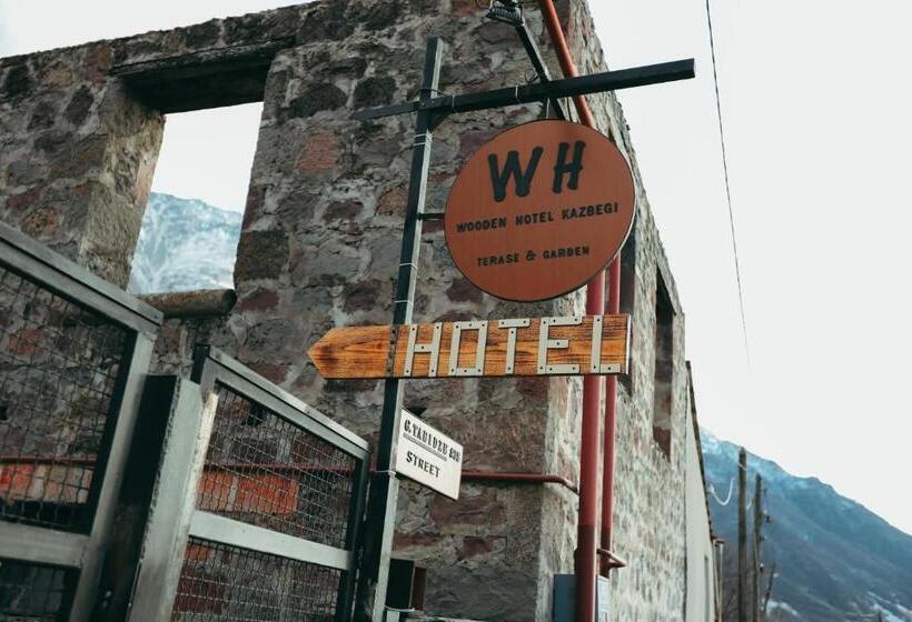 Wooden Hotel Kazbegi