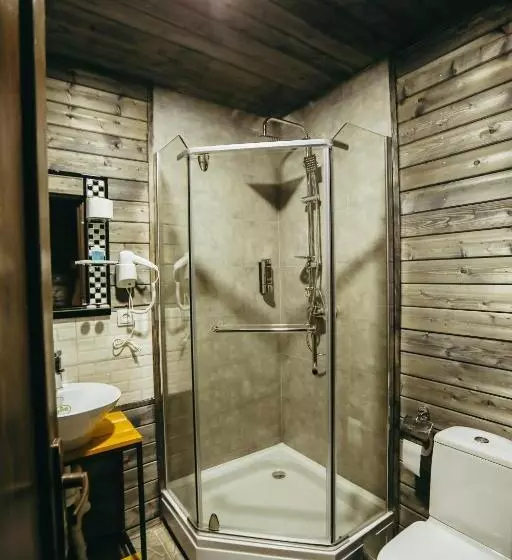 Wooden Hotel Kazbegi