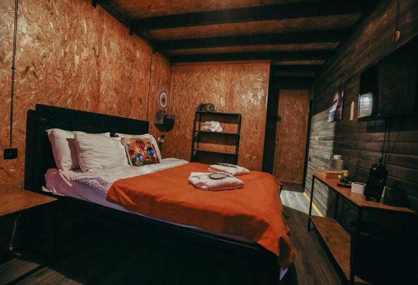 Wooden Hotel Kazbegi