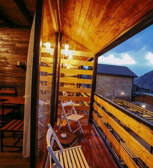 Wooden Hotel Kazbegi
