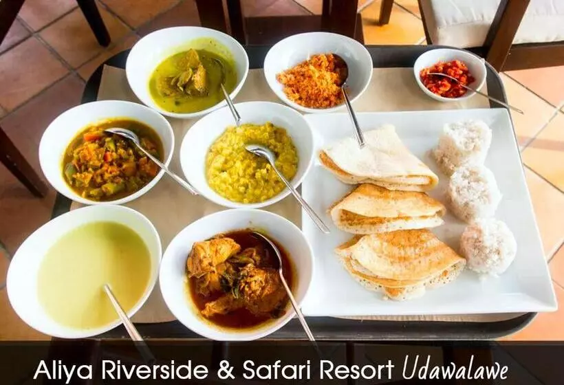 هاستل Aliya Riverside & Safari Resort