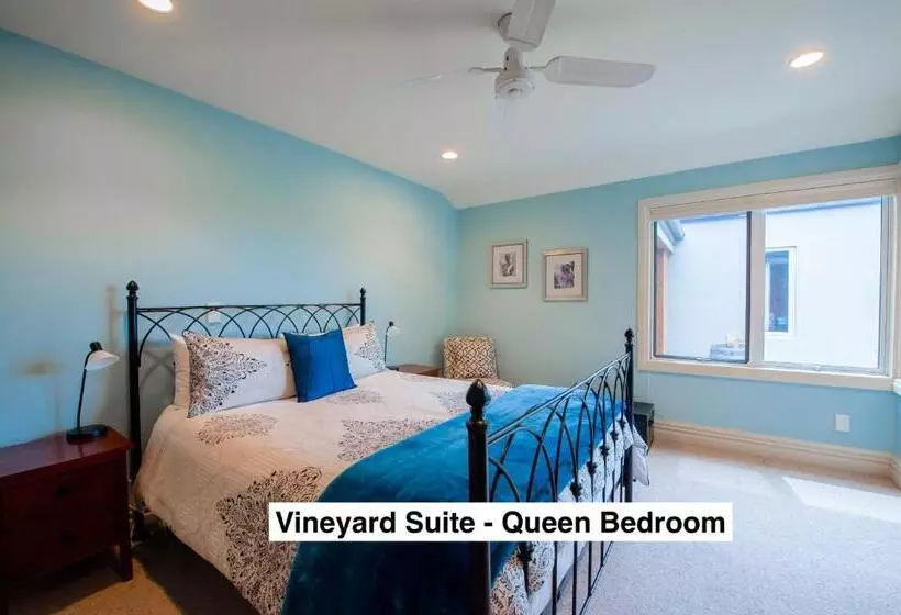 Aamiaismajoitus (B&B) Grey Ridge Vineyard Experience