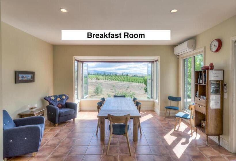 مبيت وإفطار Grey Ridge Vineyard Experience