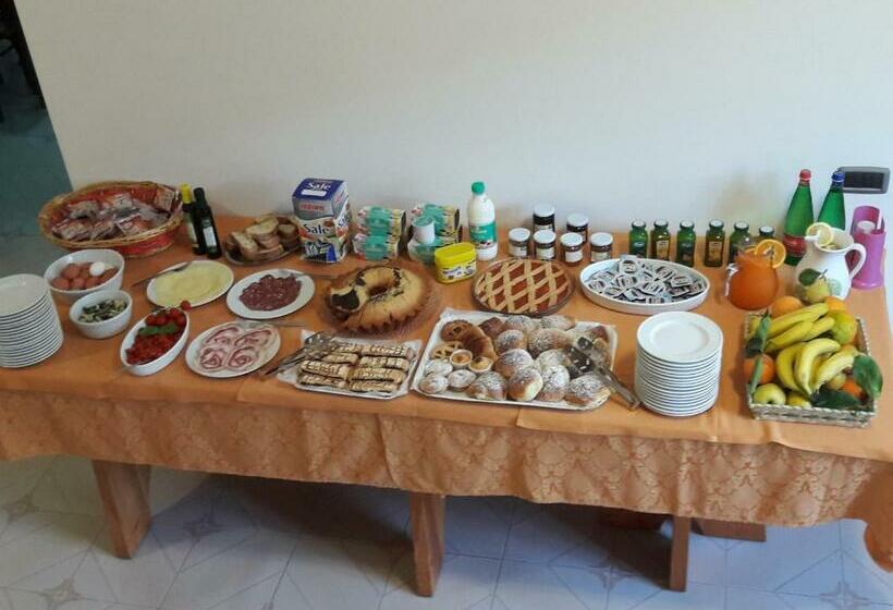 בית מלון כפרי La Lobra Dépendance