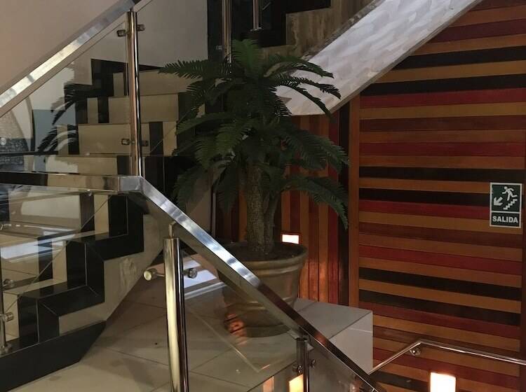 هتل Manantial No,001