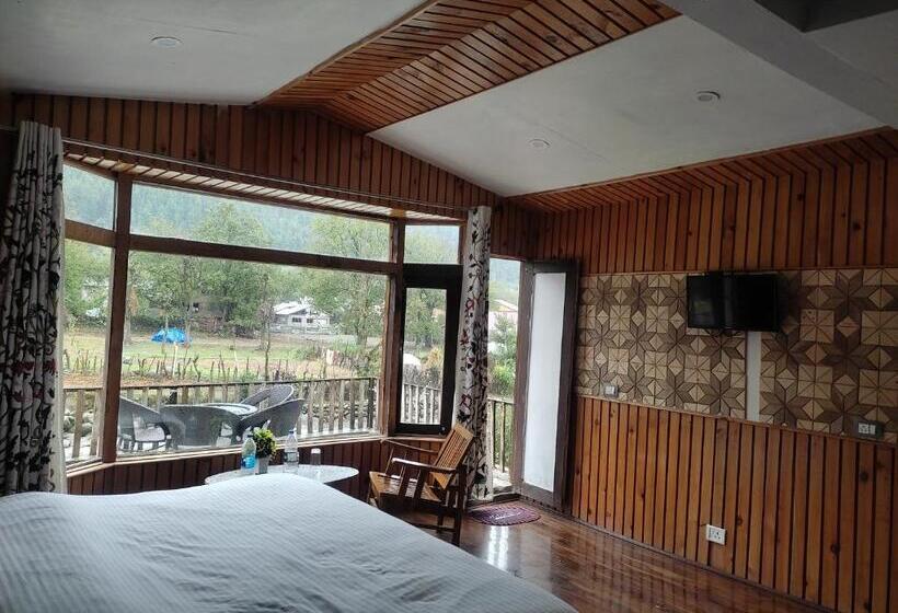 בית מלון כפרי White House