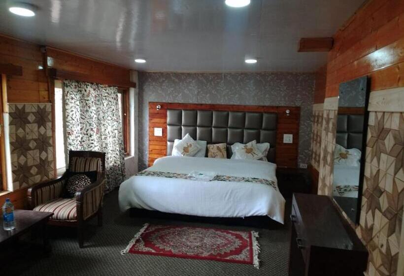 בית מלון כפרי White House