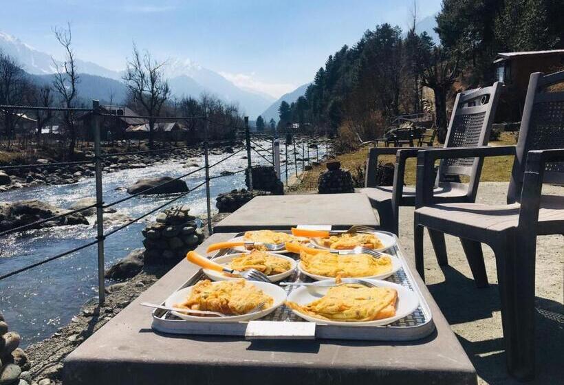 בית מלון כפרי White House