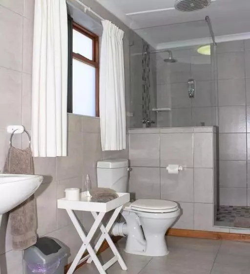 Majatalo Andelomi Nature's Rest