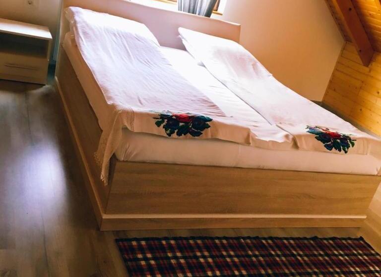 پانسیون Casa Green Garden