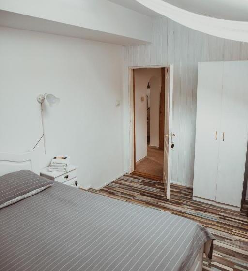 پانسیون Casa Maria