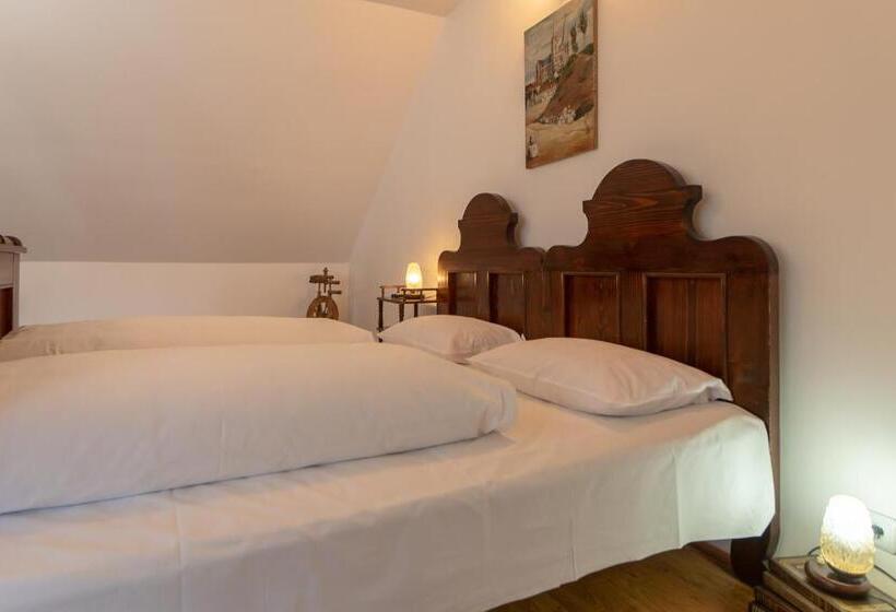 پانسیون Casa Maria