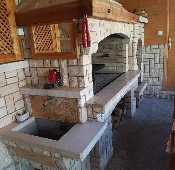 پانسیون Guest House Dinka