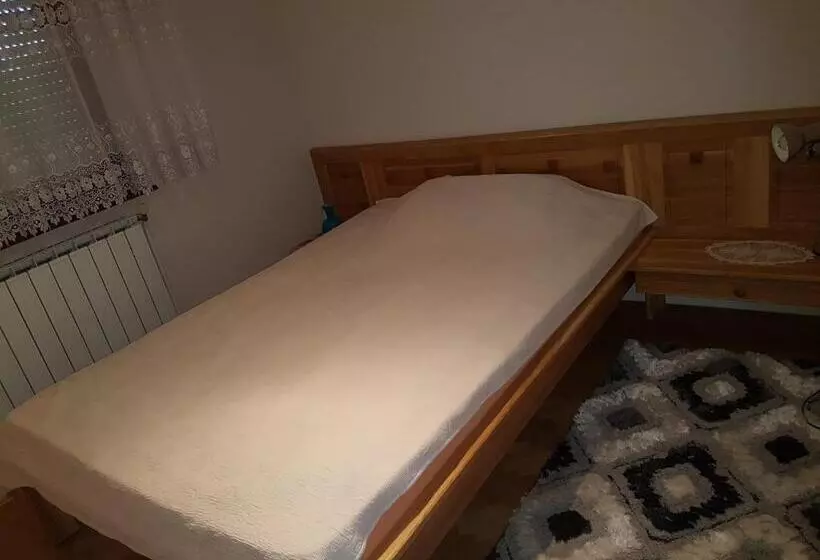 پانسیون Guest House Dinka