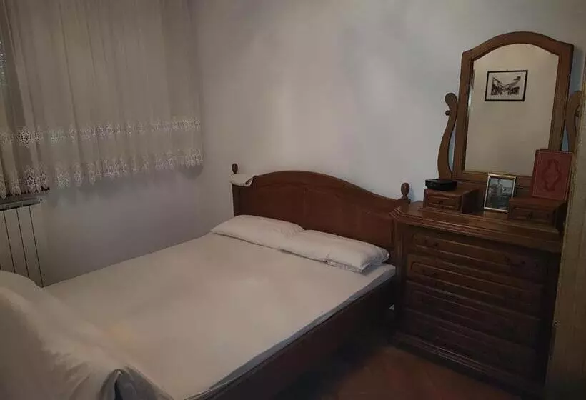 پانسیون Guest House Dinka