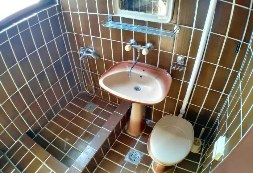 پانسیون Guesthouse Obala