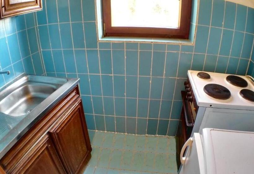 پانسیون Guesthouse Obala