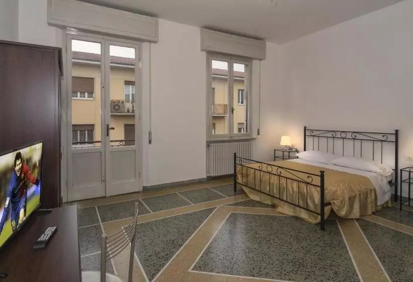 پانسیون Near It All