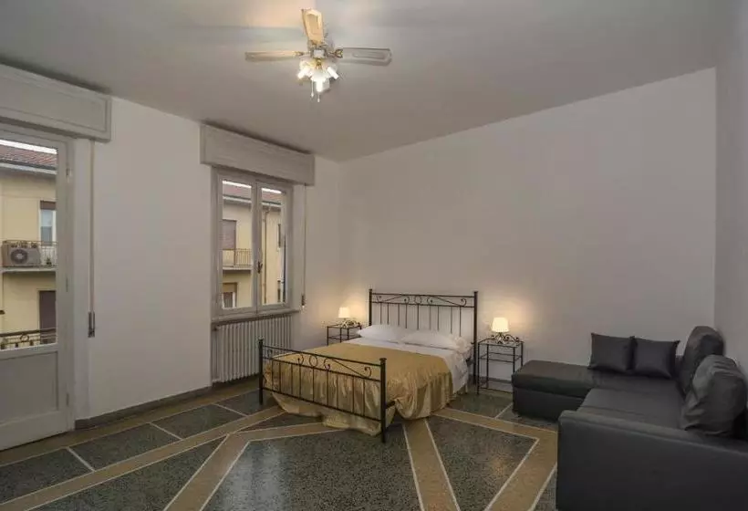 پانسیون Near It All